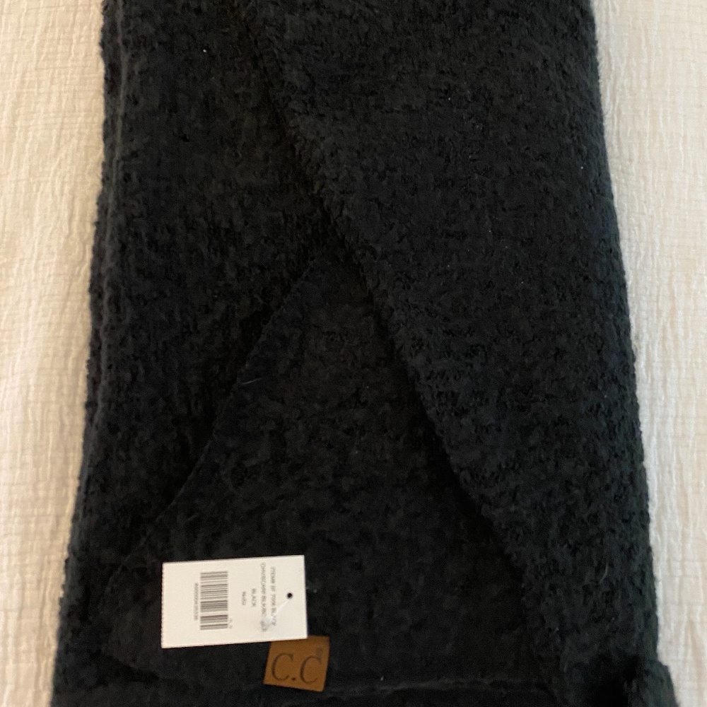 Scarf/Wrap - Picture 3 of 3